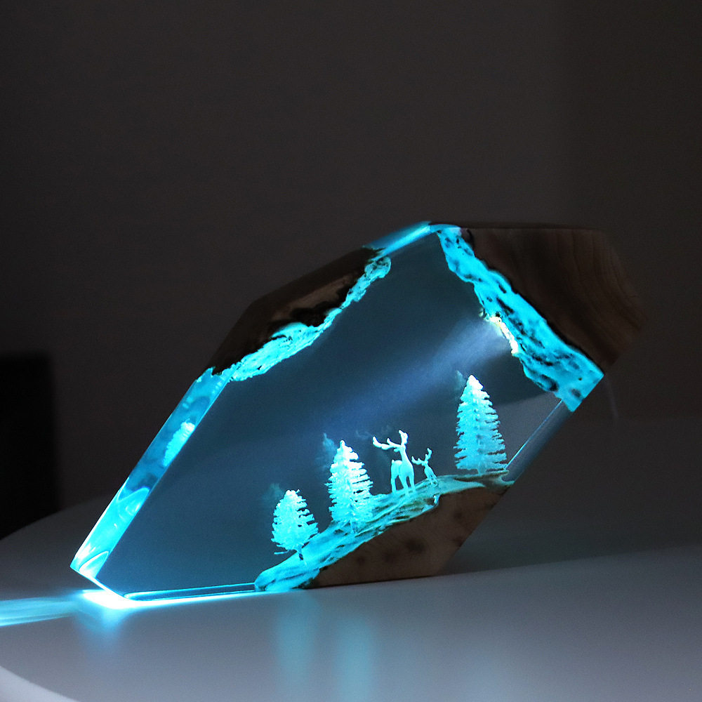 Resin Art Baby - Orman Perisi Geyiği Masaüstü Sanatı Kişiselleştirilmiş